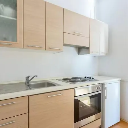 Apartment Mak
