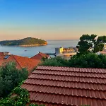 Mak * Ντουμπρόβνικ